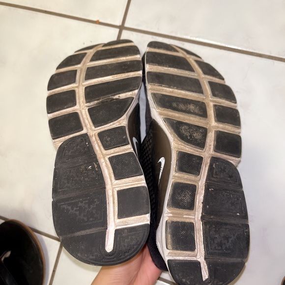 Nike Running Sneakers - Picture 3 of 4